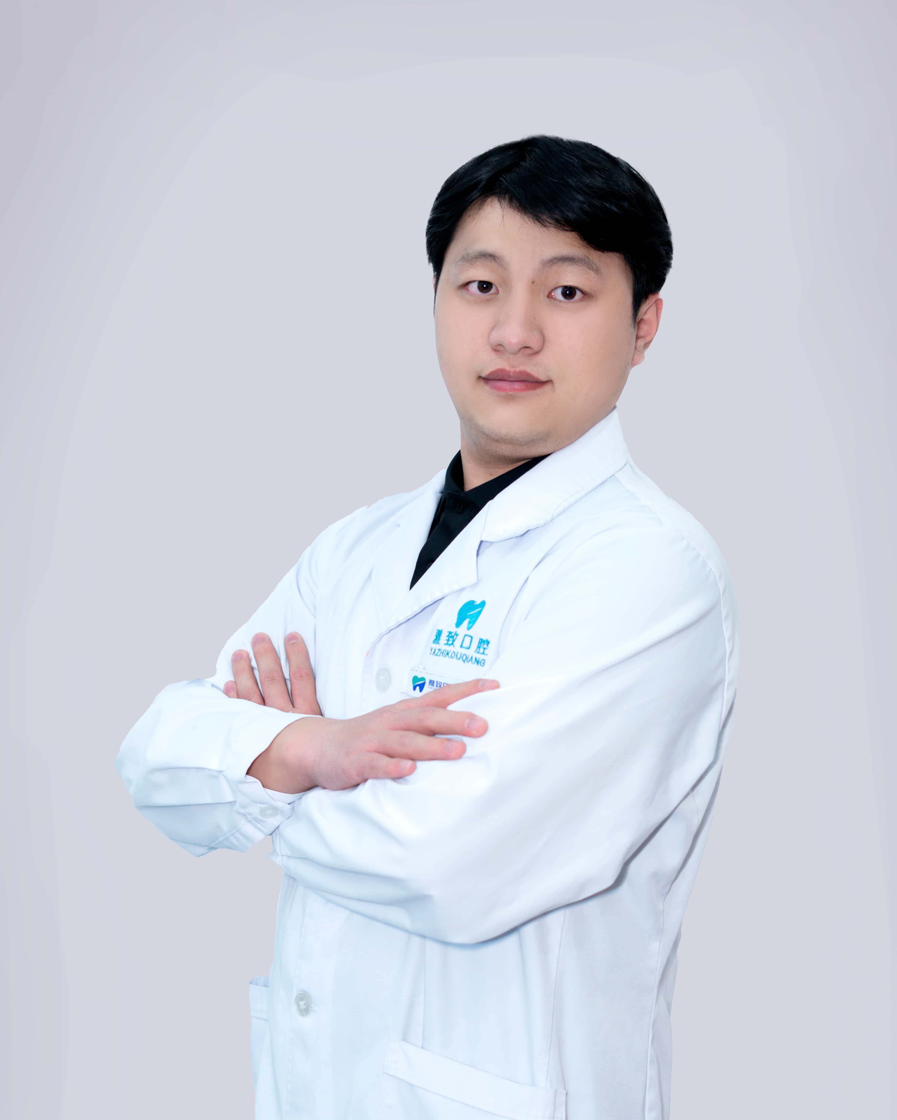 罗彬医生